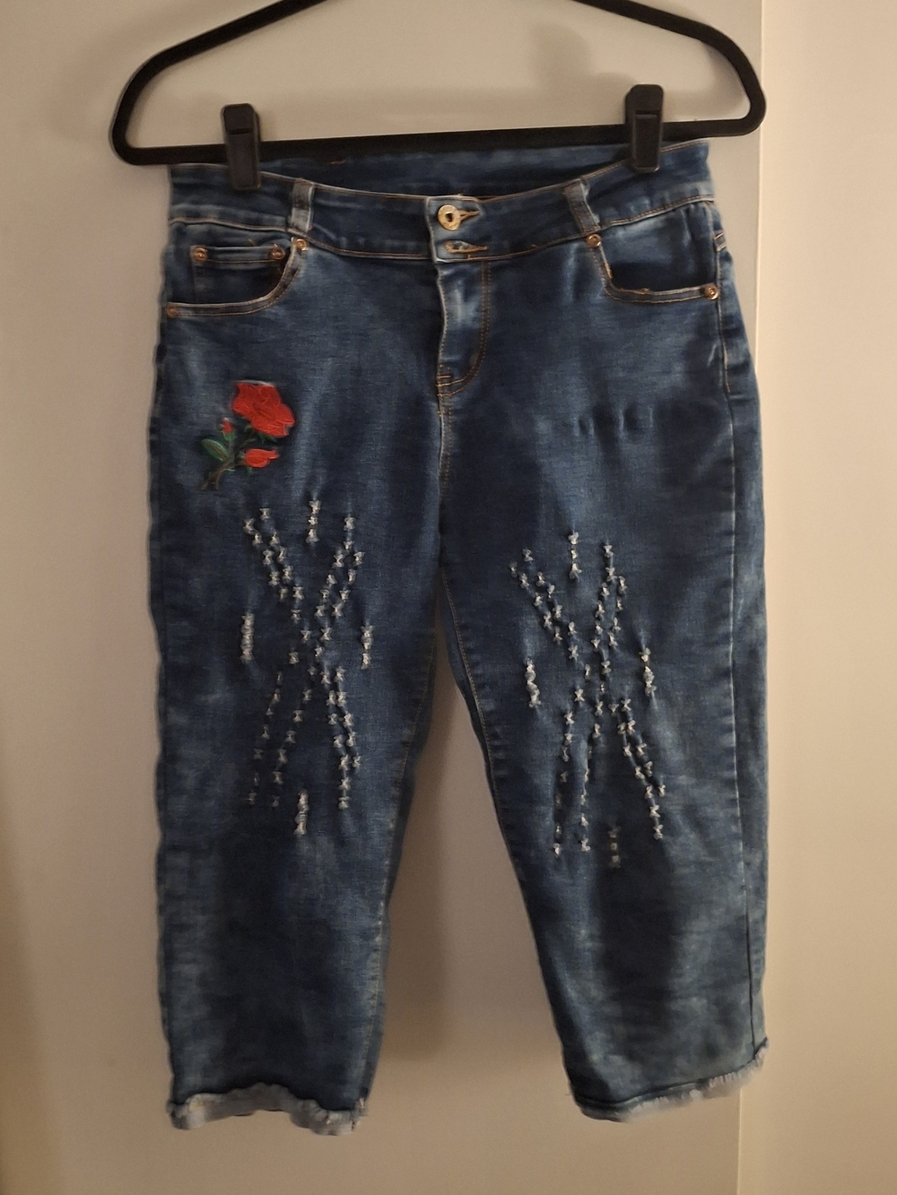 Docele Women’s Blue Distressed Capri Jeans with Red Rose Embroidery